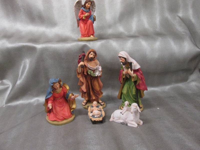6 pc Detailed  Nativity Set 8.5 inc...