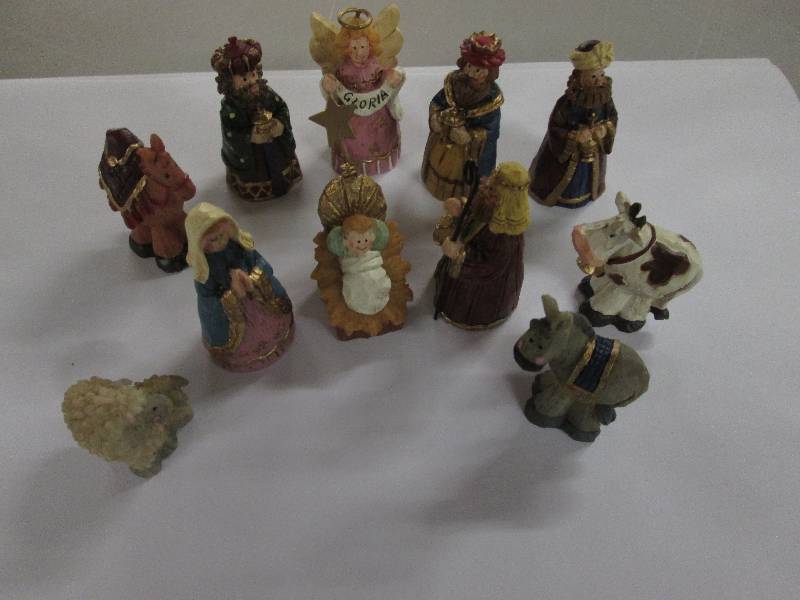 Lot of 4  Miniature 11 pc Nativity...