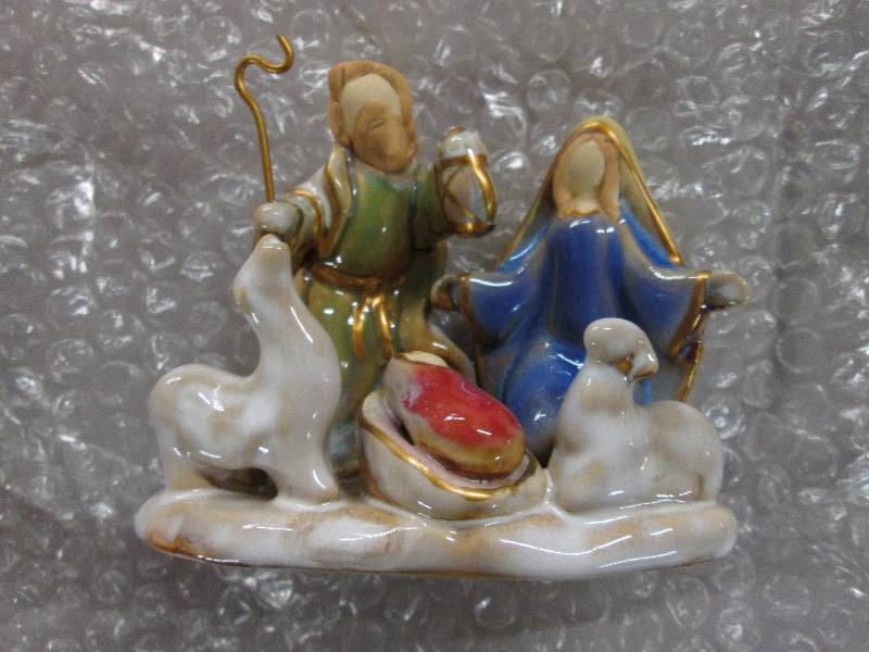 Lot of 4 1 pc Glazed Ceramic Nativ...
