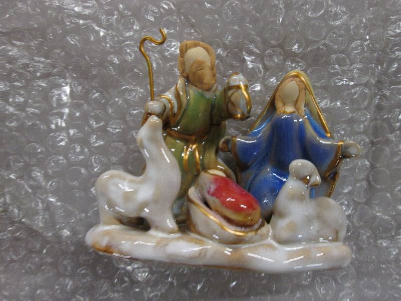 Lot of 4 1 pc Glazed Ceramic Nativ...