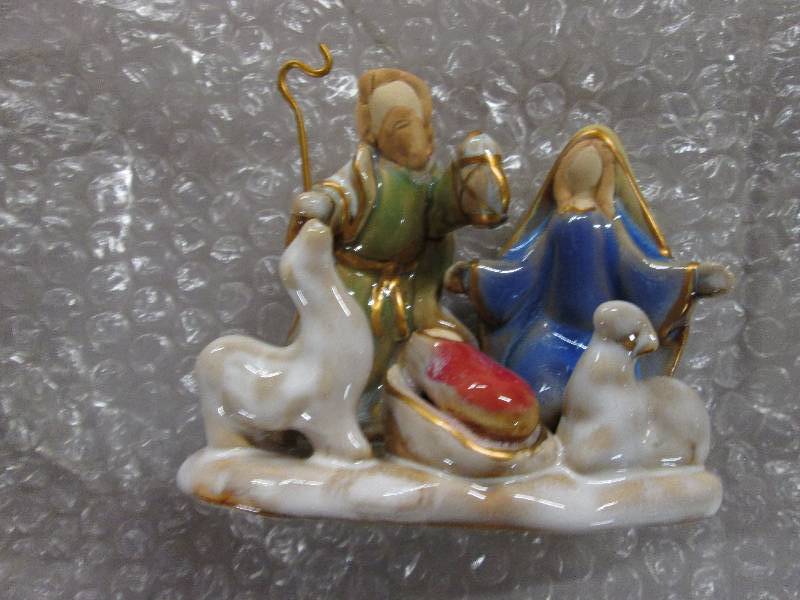 Lot of 4 1 pc Glazed Ceramic Nativ...