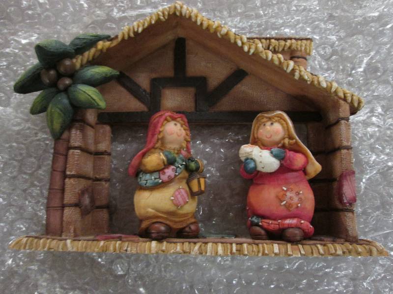 Lot of 3 Resin Holy Family with Cr...
