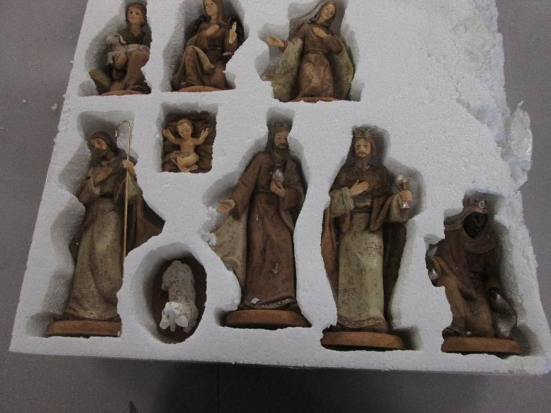 9 pc Ceramic Nativity Set Earthtone...