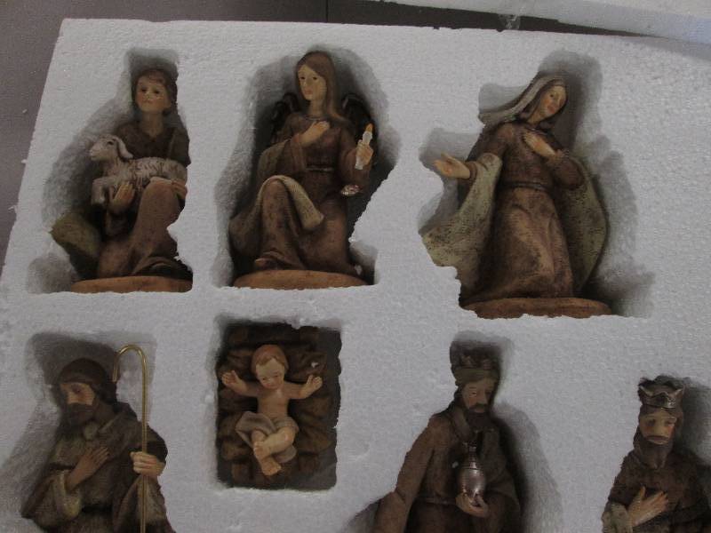9 pc Ceramic Nativity Set Earthtone...
