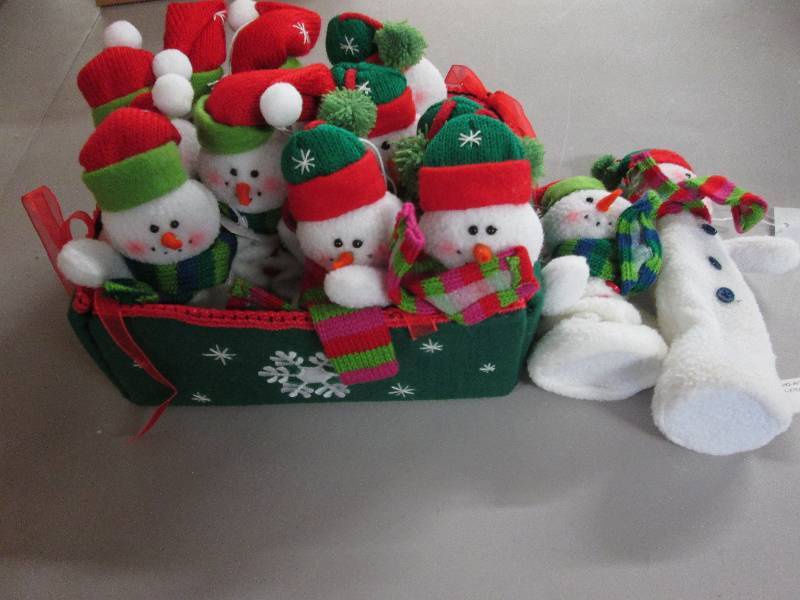 Lot of 2 Set of 12 Expandible Snow...