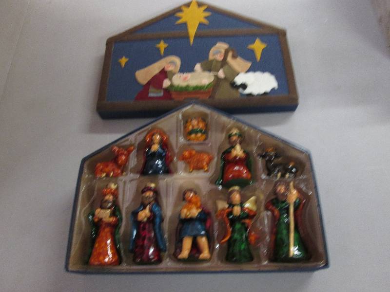 11 pc Nativity in Felt Decorated St...