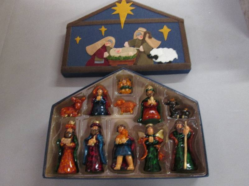 11 pc Nativity in Felt Decorated St...