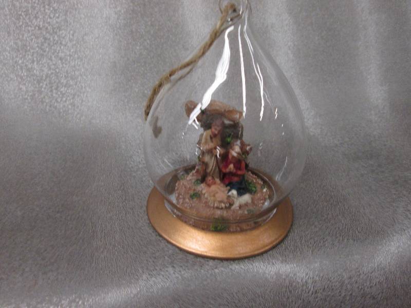 Lot of 6  Nativity Ornaments 3.5 i...