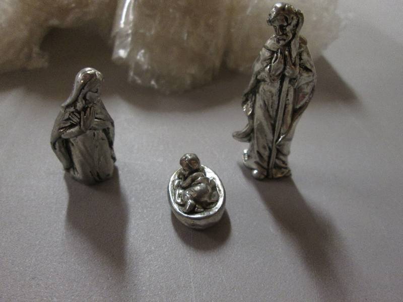 Lot of 5 Miniature Pewter Holy Fam...