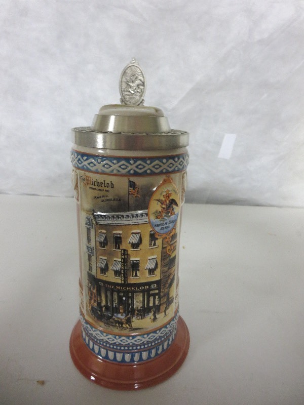 lot 24 image: Micholob Beer Stein