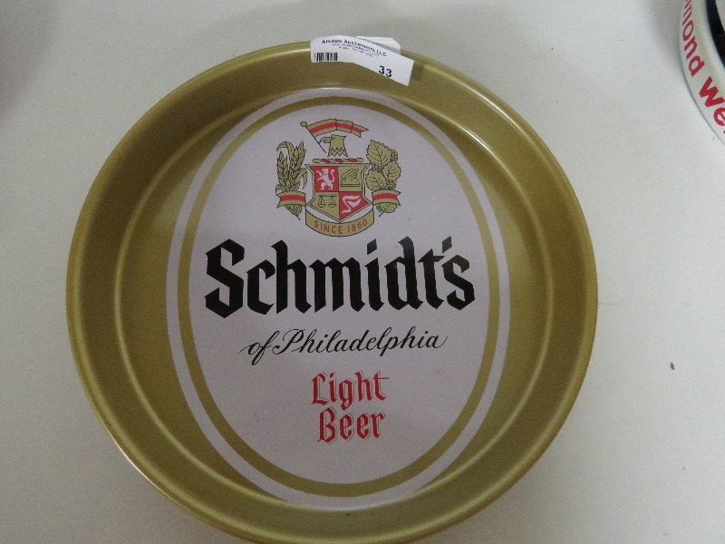 lot 33 image: Schmidts Beer Tray