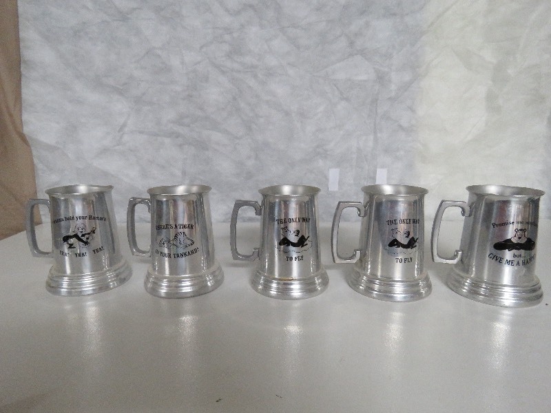 lot 49 image: Hamms Beer Mugs