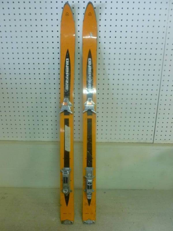 Skis