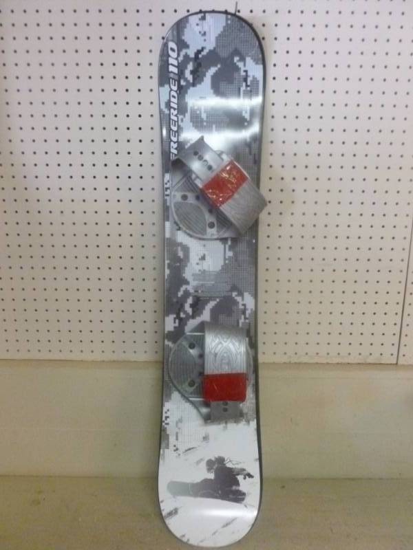 Snowboard