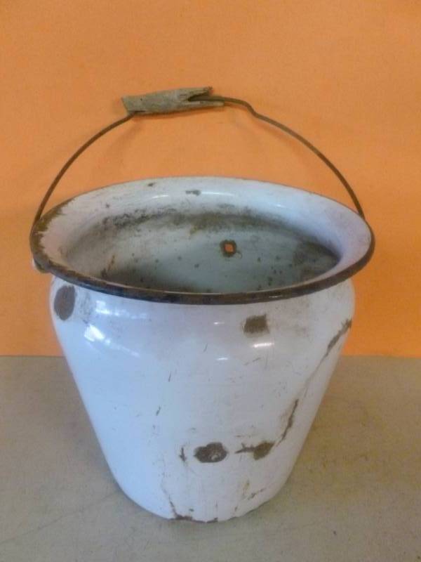 Vintage Porcelain Pot