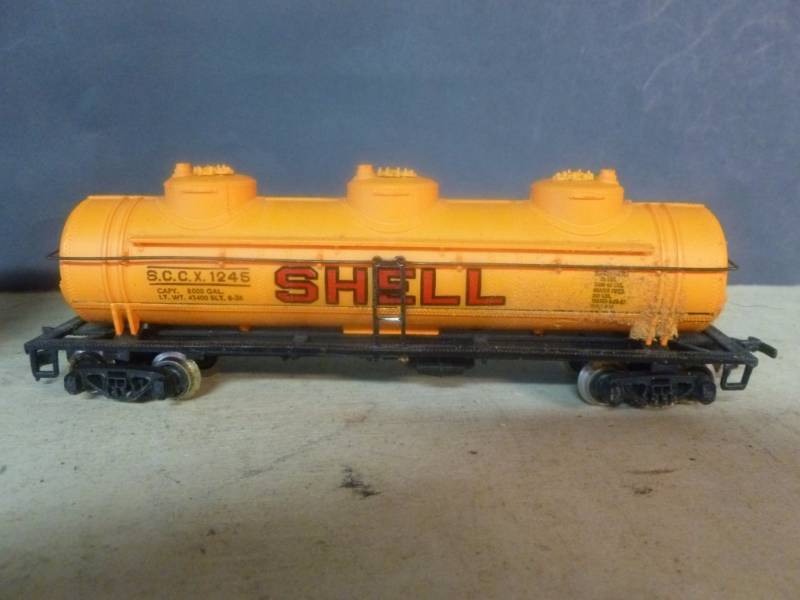 HO Scale Train Cars