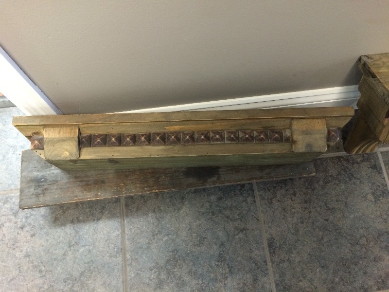 lot 51 image: Assorted Shelfs  24 x 5 d   Lot of 3