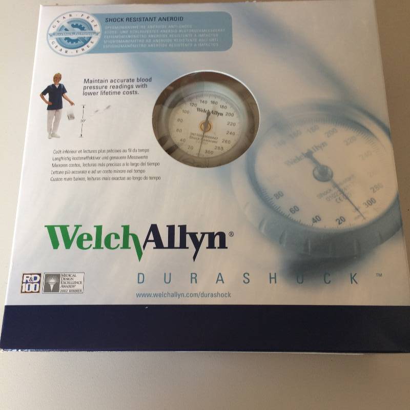 lot 49 image: New Medical Clinic Welch Allyn Durashock Aneroid Sphygmomanometer Blood Pressure Monitor Measuring Cuff DS44-11