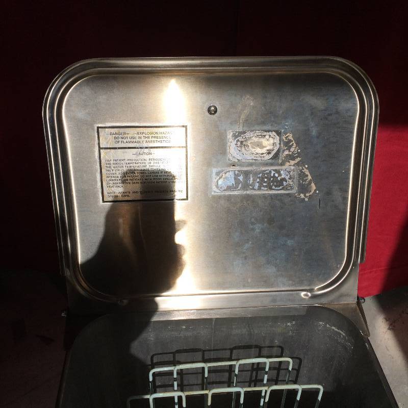 lot 43 image: Retails New $1000 University Sports Medicine Sammons Preston Tropic Heater 3540 6-Pac Heater Hydrocollator Heating Unit - Super Condition
