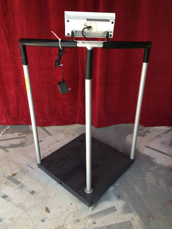 lot 22 image: WOW Retails New $800 Summit Digital Medical Clinic Physicians Bariatric 660lb Capacity Handrail Scale S3500 Excellent Condition Great For Health Club or Long Term Care Facility