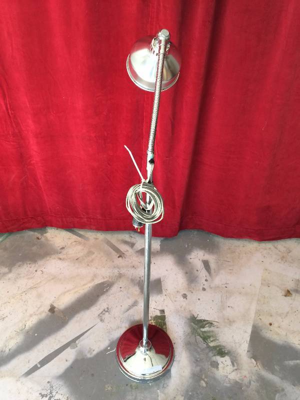 lot 105 image: Retails New $170 Nightingale Cool Touch Chrome Gooseneck Industrial Medical Exam Light Lamp - Excellent Condition See URLS Below