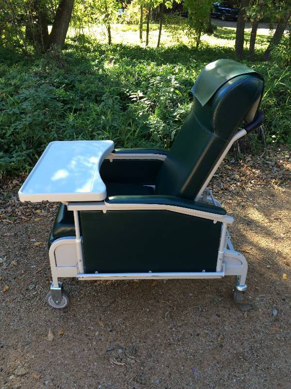 lot 130 image: Wow Retails New $1500 Home Or Assisted Living Royal Blue Winco Drop Arm Convalescent Recliner Patient Chair Wheelchair With Removable Tray Model 527 - Excellent Condition