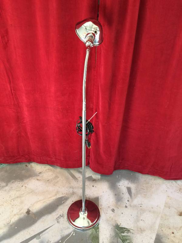 lot 103 image: Retails New $170 Nightingale Cool Touch Chrome Gooseneck Industrial Medical Exam Light Lamp - Excellent Condition See URLS Below