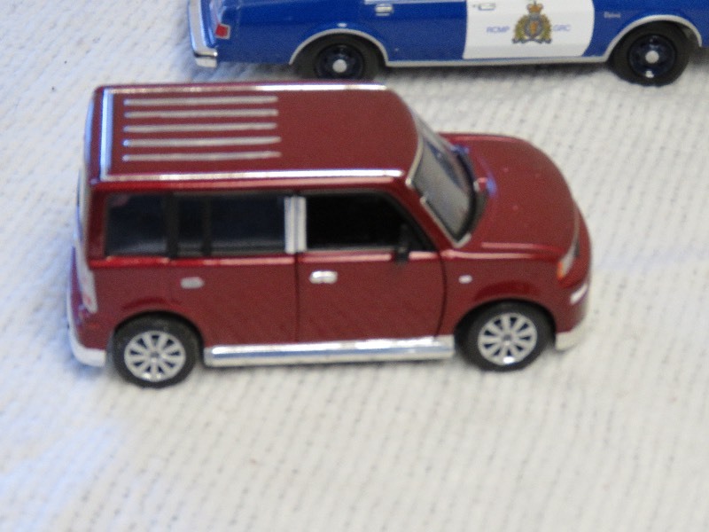 lot 21 image: Vintage Cars