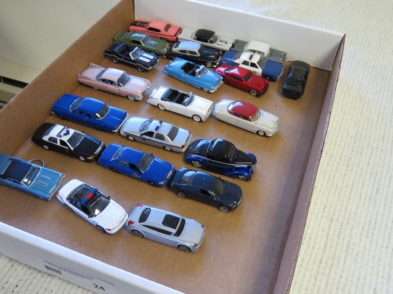 lot 24 image: Vintage Cars