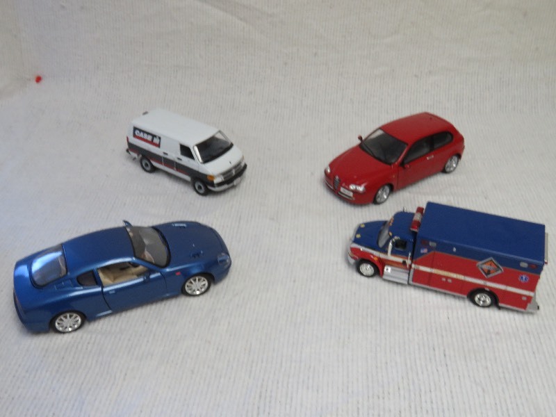 lot 34 image: Toy Cars