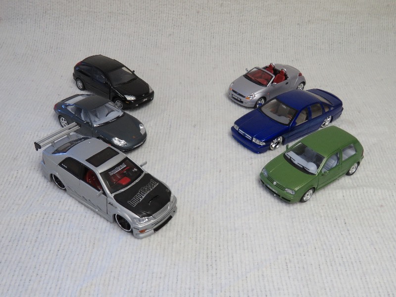 lot 37 image: Toy Cars