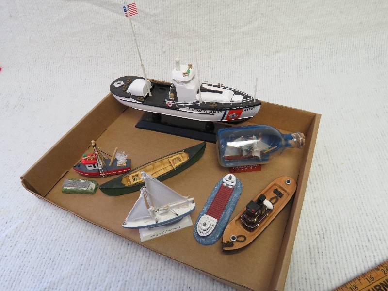 lot 121 image: Ships and Boats