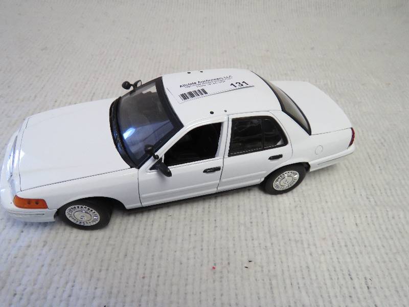 lot 131 image: Collectible Car