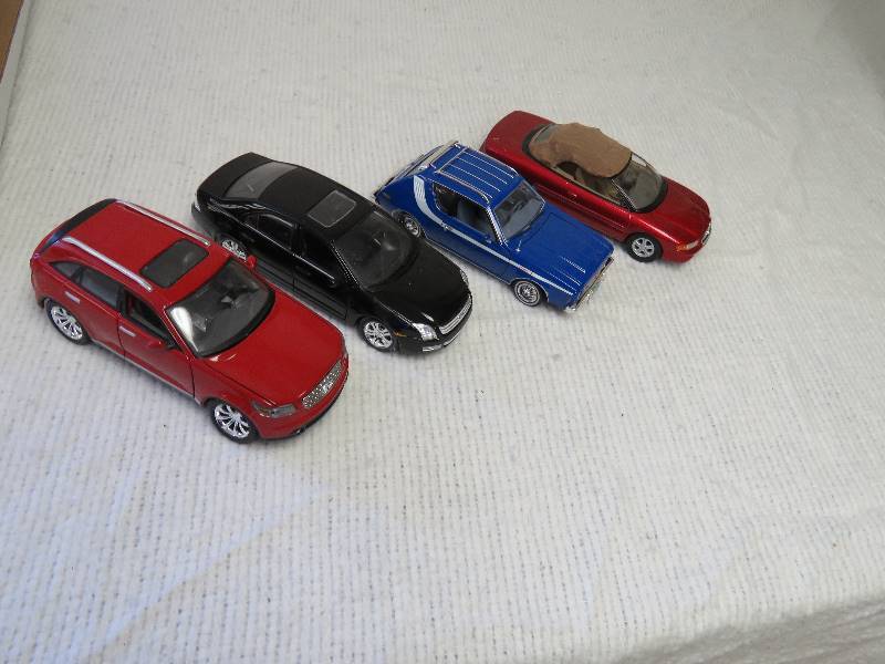 lot 136 image: Collectible cars