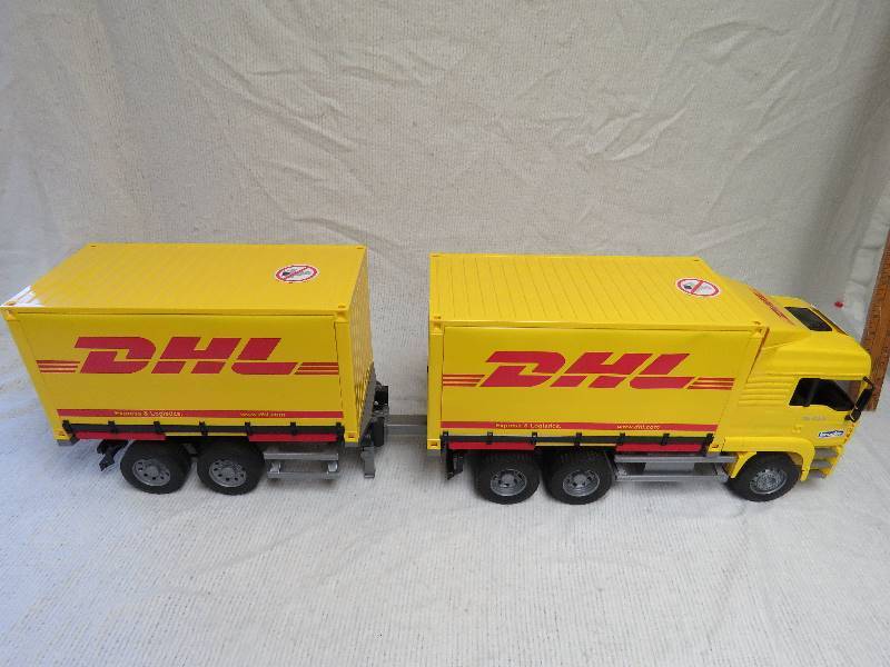 lot 158 image: DHL truck and trailer