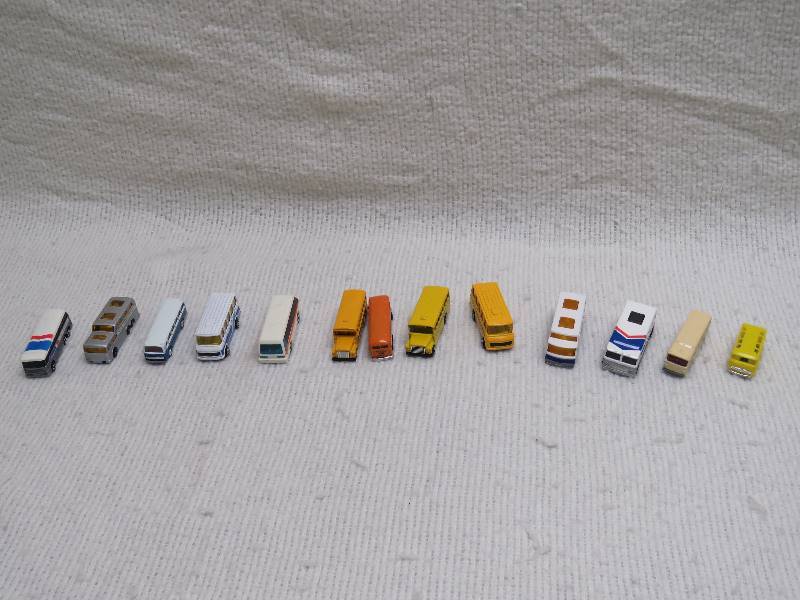 lot 167 image: Collectible Buses