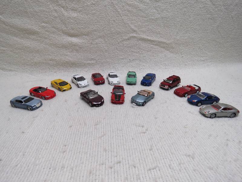 lot 185 image: Collectible cars