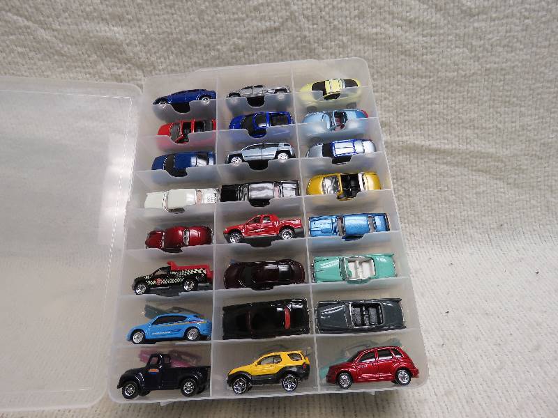 lot 436 image: Collectible cars