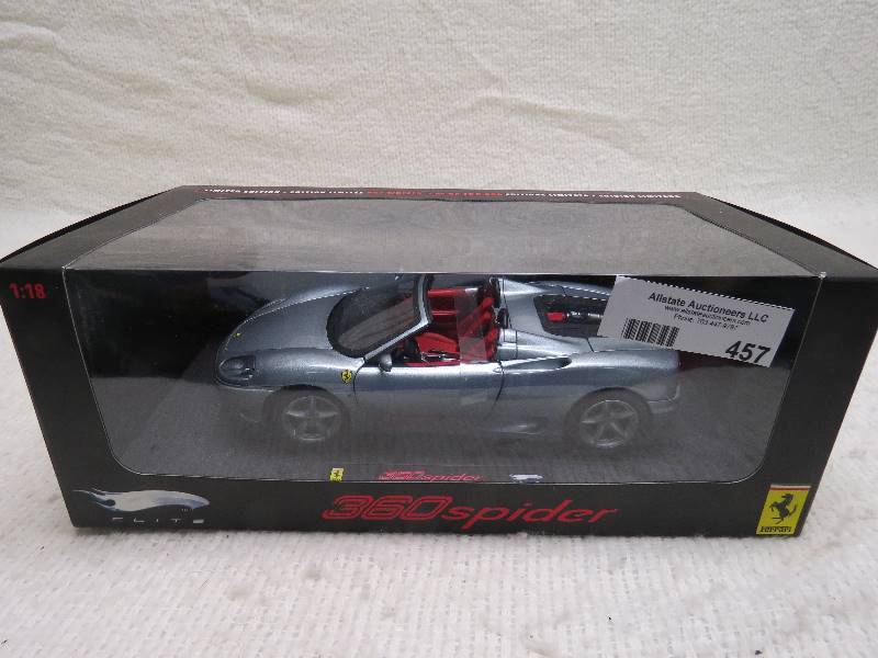 lot 457 image: Collectible car