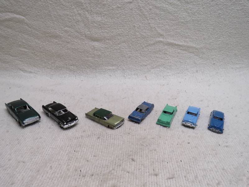 lot 493 image: Antique Cars