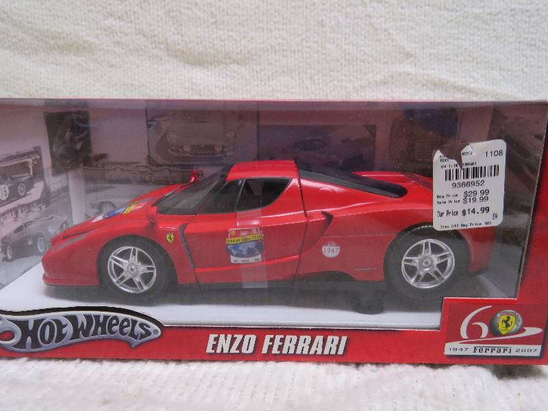 lot 511 image: HotWheels Collectible