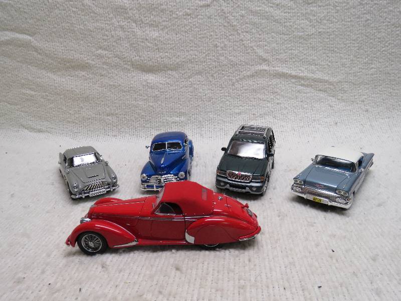 lot 515 image: Item removed from the auction. Please contact Allstate Auctioneers with any questions.