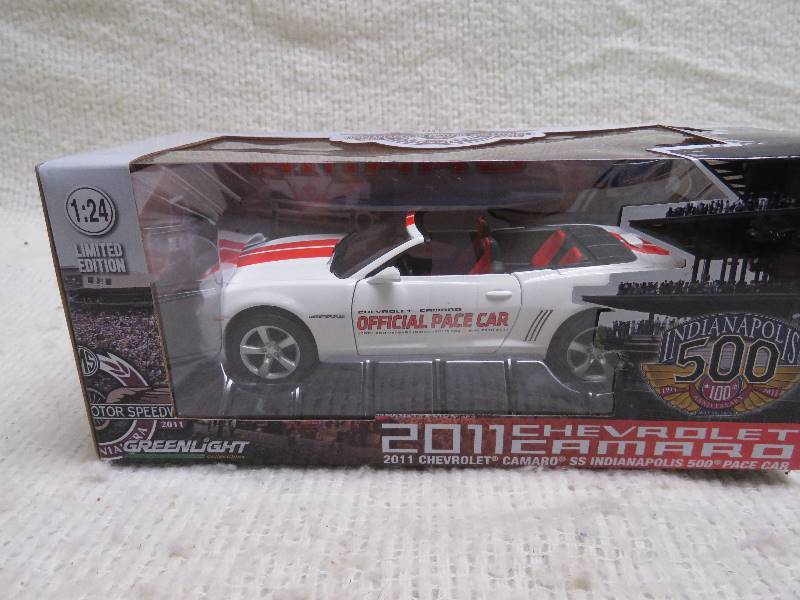 lot 531 image: Indianapolis 500 Collectible