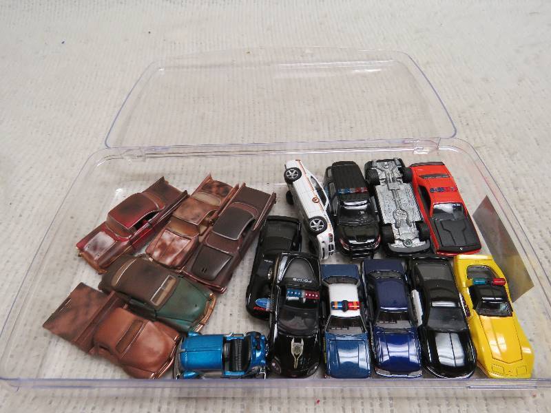 lot 539 image: Collectible cars