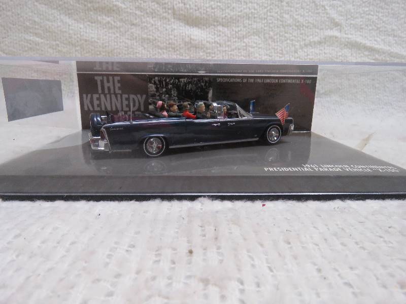 lot 545 image: Kennedy Collectible