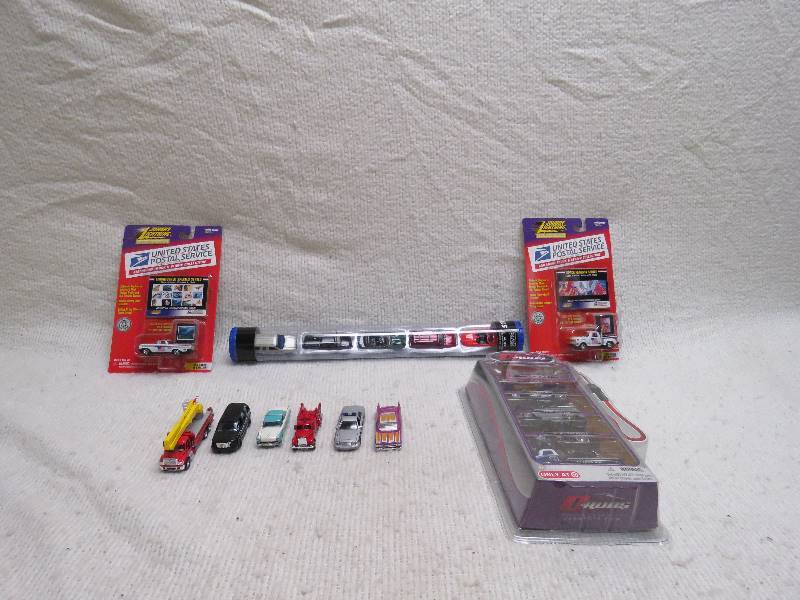 lot 569 image: Collectible cars