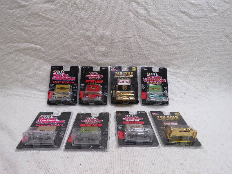 lot 570 image: Racing Champions Cars