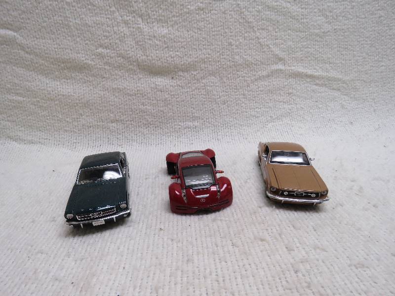 lot 574 image: Vintage Cars