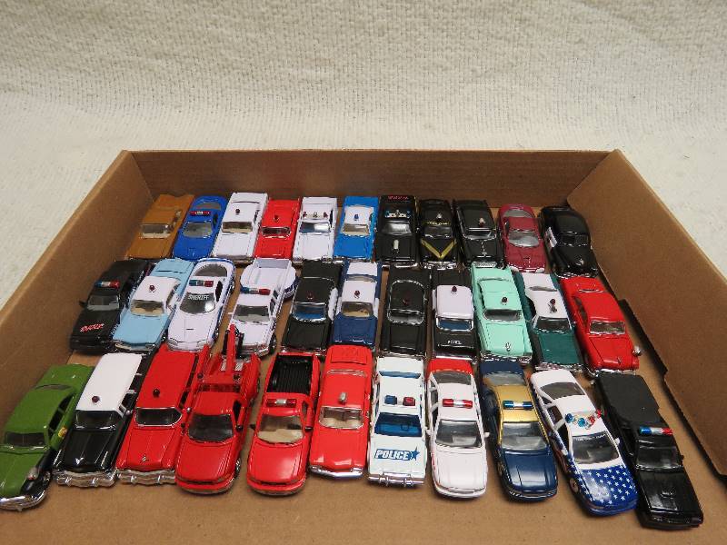 lot 596 image: Vintage Police Cars