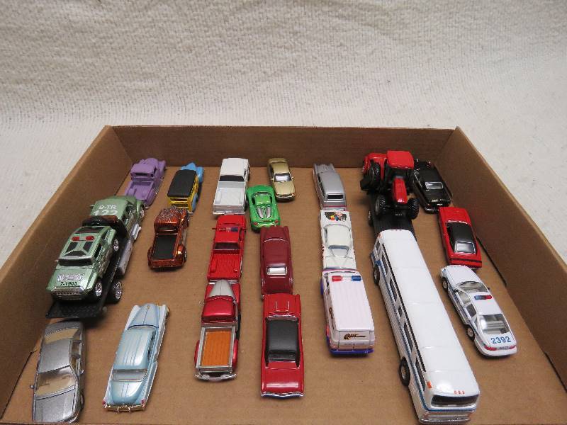 lot 598 image: Collectible cars